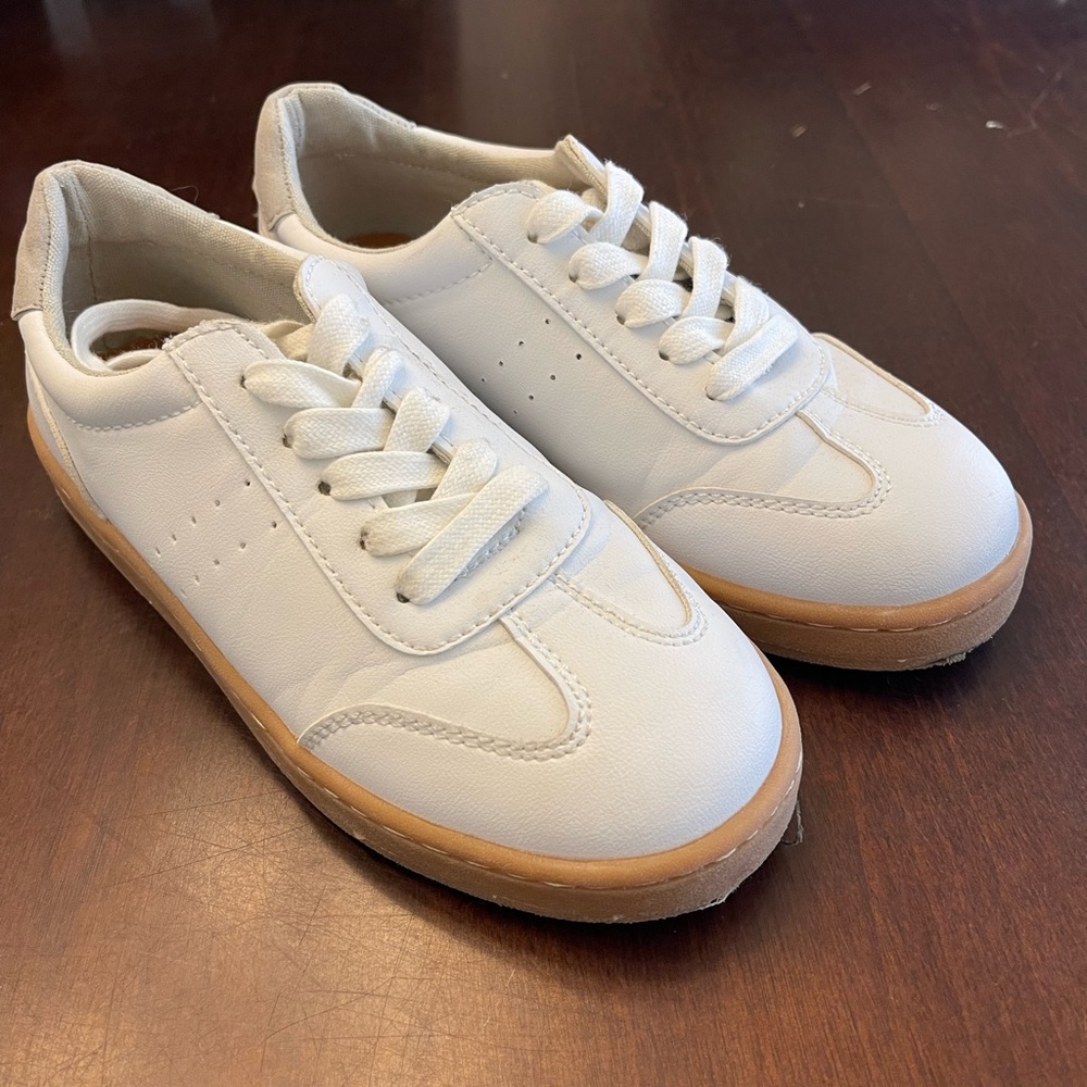 Boys Nordstrom Sneakers! Size 3! White!
